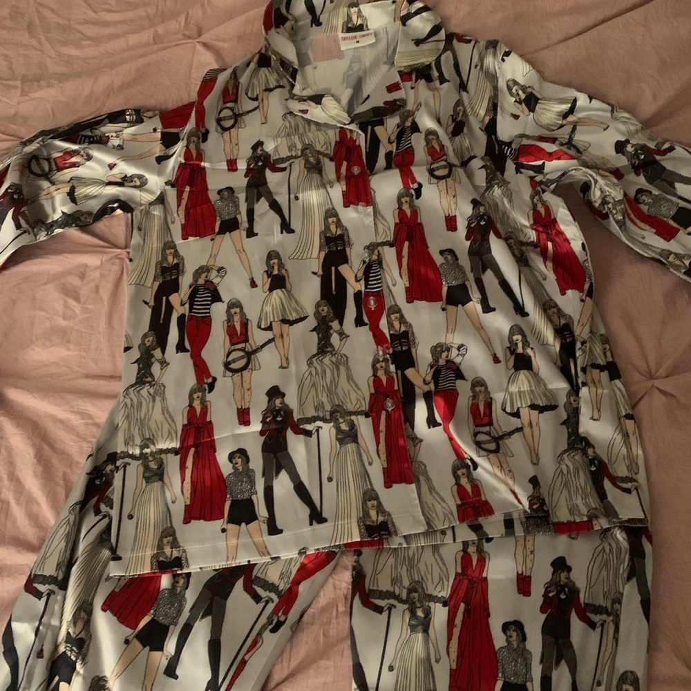 Taylor Swift Red Taylor’s Version PJs